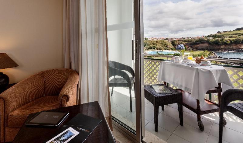 Terceira Mar Hotel Angra do Heroísmo Oda fotoğraf